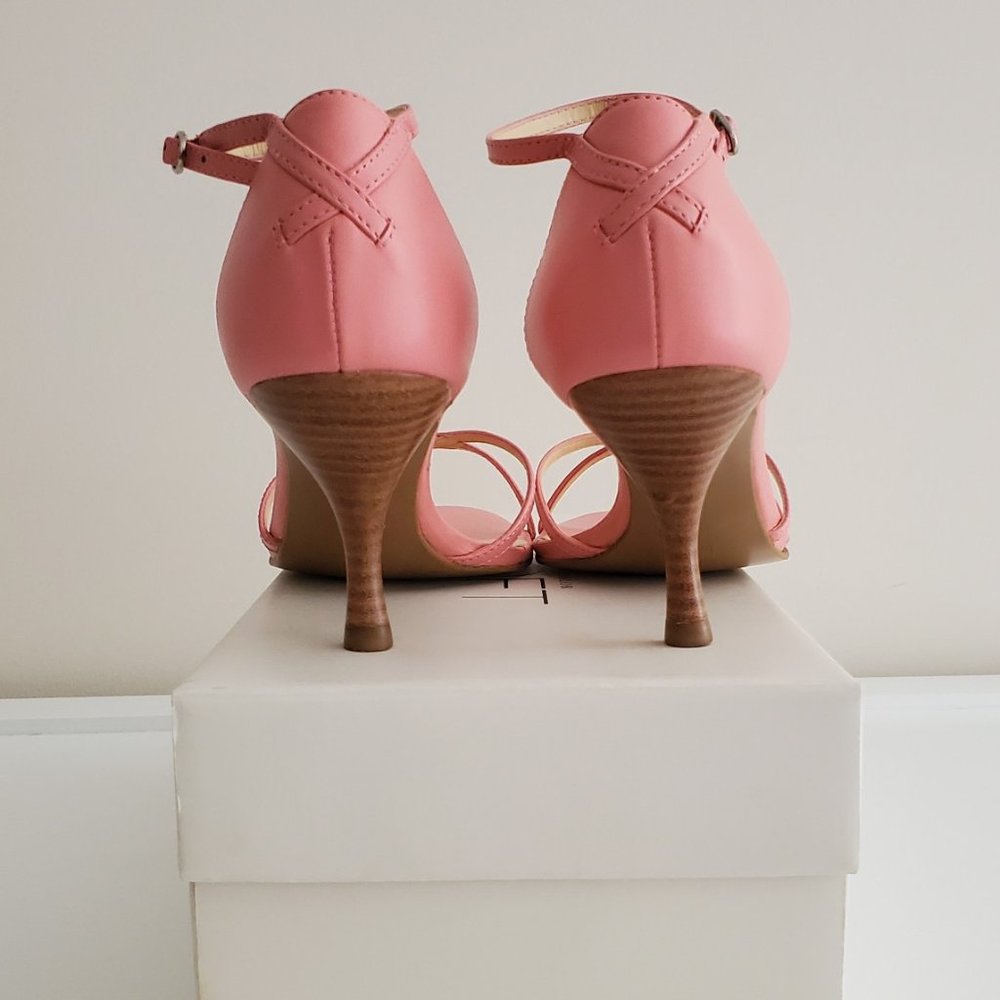 Ann Taylor Loft Leather Ankle Strap 3" Wood Heel Sandals | Like New | 6.5 | Pink - Picture 14 of 16